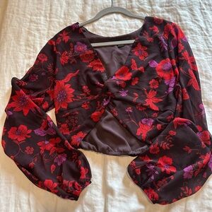 Elegant and sexy. Wore it just once. Perfect condition.